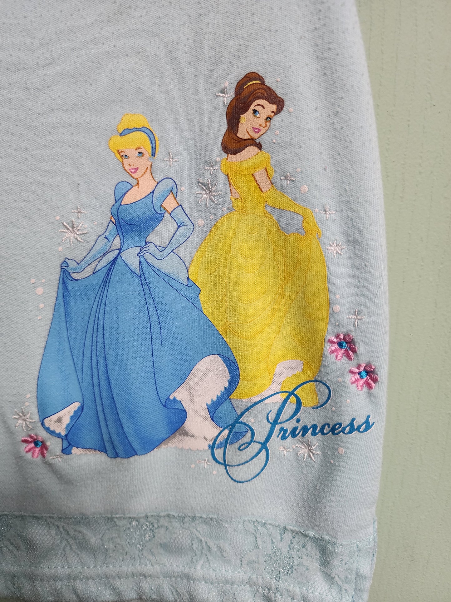 Girls Disney size 6 shirt