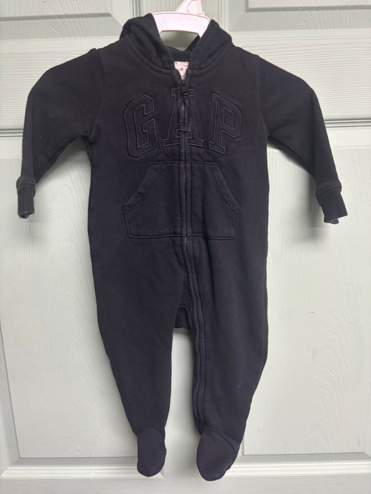 Baby Gap one piece lounge outfit 6/9m