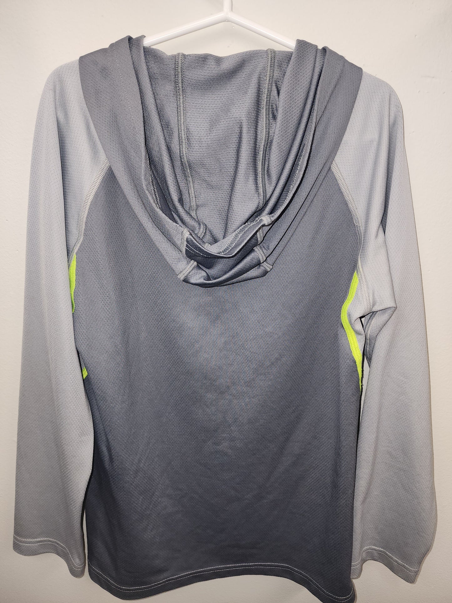 Long sleeve Nike dry fit shirt size Small